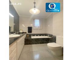 Villa en Venta en Elche/Elx, Alicante