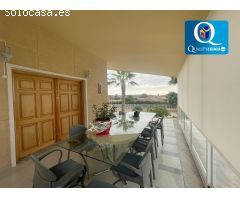 Villa en Venta en Elche/Elx, Alicante