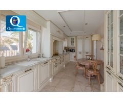 Chalet en Venta en Campello (El), Alicante
