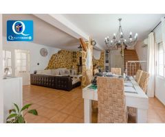 Villa en Venta en Sant Joan d`Alacant, Alicante