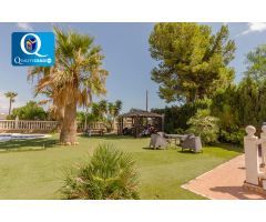 Villa Independiente en Venta en Sant Joan d`Alacant, Alicante