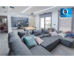 Villa en Venta en Mutxamel, Alicante