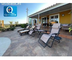 Villa Independiente en Venta en Mutxamel, Alicante
