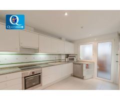 Chalet en Venta en Playa San Juan, Alicante