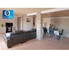 Chalet en Venta en Mutxamel, Alicante