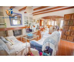 Villa en Venta en Sant Joan d`Alacant, Alicante