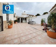Adosado en Venta en Busot, Alicante
