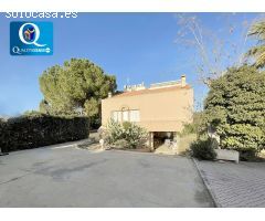 Chalet en Venta en Mutxamel, Alicante