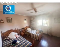 Villa en Venta en Sant Joan d`Alacant, Alicante