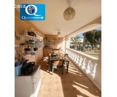 Villa en Venta en Sant Joan d`Alacant, Alicante