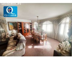 Villa en Venta en Sant Joan d`Alacant, Alicante