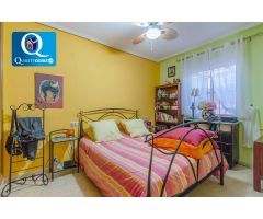 Chalet en Venta en Mutxamel, Alicante