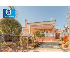 Chalet en Venta en Mutxamel, Alicante