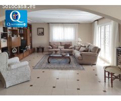 Chalet en Venta en Mutxamel, Alicante