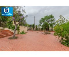 Villa en Venta en San Vicente del Raspeig, Alicante