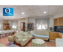 Casa en Venta en Crevillente, Alicante