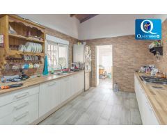 Chalet en Venta en Elche/Elx, Alicante