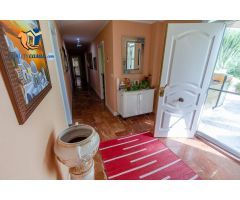 Chalet en Venta en Mutxamel, Alicante