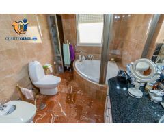 Chalet en Venta en Mutxamel, Alicante