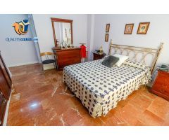 Chalet en Venta en Mutxamel, Alicante