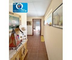 Chalet en Venta en Busot, Alicante