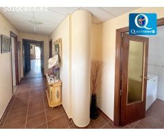 Chalet en Venta en Busot, Alicante