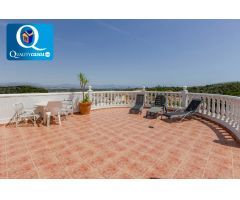 Villa Independiente en Venta en Santa Pola, Alicante