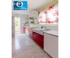 Villa Independiente en Venta en Santa Pola, Alicante
