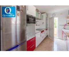 Villa Independiente en Venta en Santa Pola, Alicante