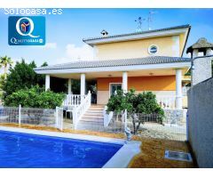 Villa en Venta en Crevillente, Alicante