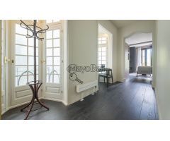 divino piso en el maravilloso Paseo de Gracia, frente a la casa Batlló