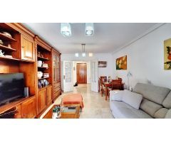 SE VENDE PISO DE 4 DORMITORIOS EN EL CENTRO (EDIFICIO EL CARMEN)