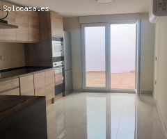 CASA  COMPLETAMENTE REFORMADA EN VENTA  EN CASCO HISTÓRICO