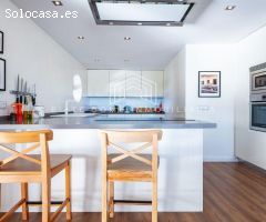 EXCLUSIVA VIVIENDA CON ACABADOS DE LUJO, PERFECTAMENTE INTEGRADA EN LA NATURALEZA
