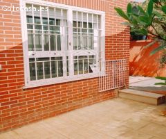 FANTÁSTICO PAREADO RODEADO DE NATURALEZA A POCOS MINUTOS DEL CENTRO