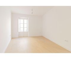 PLAZA CANDELARIA - CADIZ - ¡ TOTALMENTE REFORMADO Y EXTERIOR !