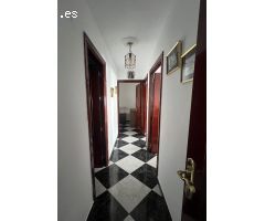 ZONA SEGUNDA AGUADA - CADIZ - ¡ 3 HABITACIONES CON TERRAZA !