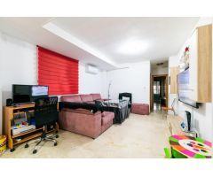 ¡Oportunidad única! Piso en venta con patio y garaje
