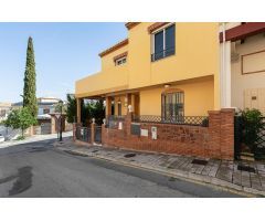 OPORTUNIDAD ÚNICA EN HUÉTOR VEGA – CHALET PAREADO CON PISCINA POR 310.000€!