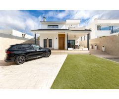 Increíble casa de lujo en Urbanización Monteluz
