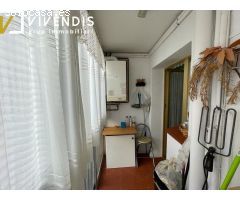 PISO EN VENTA ZONA DOCTOR FLEMING ( CAMP D´ESPORTS)