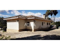 Chalet en Venta en Ontinyent, Valencia