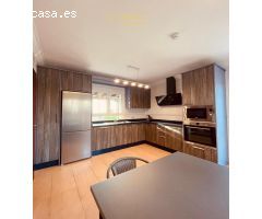 Chalet en Venta en Los Cristianos, Santa Cruz de Tenerife