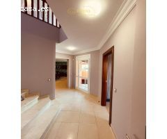 Chalet en Venta en Los Cristianos, Santa Cruz de Tenerife