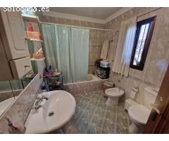 Chalet en Venta en Guaro, Málaga