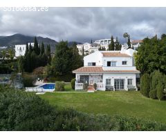 Exclusiva villa con vistas panorámicas al mar en Urb. Lomas de Mijas, Costa del Sol