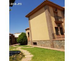 Chalet en Venta en Estación de Cártama, Málaga