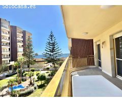 Espectacular vivienda de 3 dormitorios con vistas al mar en primera línea de playa