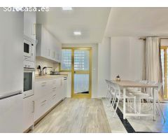 Espectacular vivienda de 3 dormitorios con vistas al mar en primera línea de playa