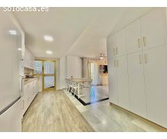 Espectacular vivienda de 3 dormitorios con vistas al mar en primera línea de playa